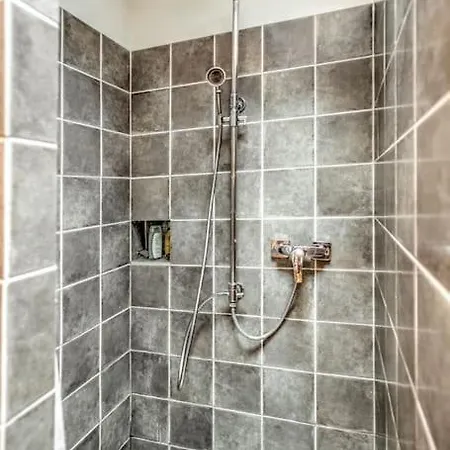 Charming Historic 5 Bdr 19th Century Вилла *