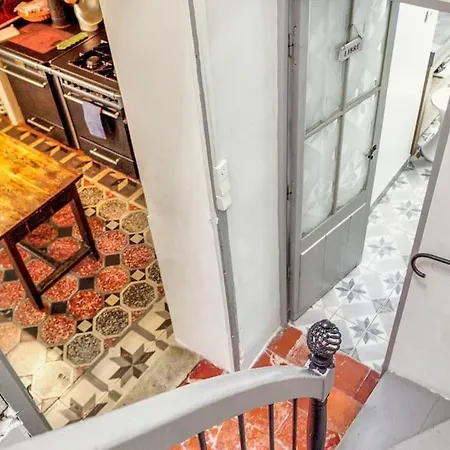 Charming Historic 5 Bdr 19th Century Сет