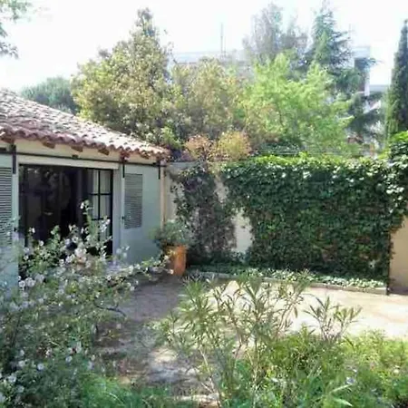 Charming Historic 5 Bdr 19th Century Сет